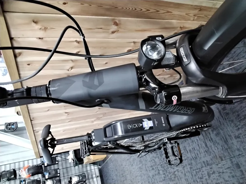 Bergamont E-Horizon 7 Wave Ex-Hire Electric bike Black Large-2