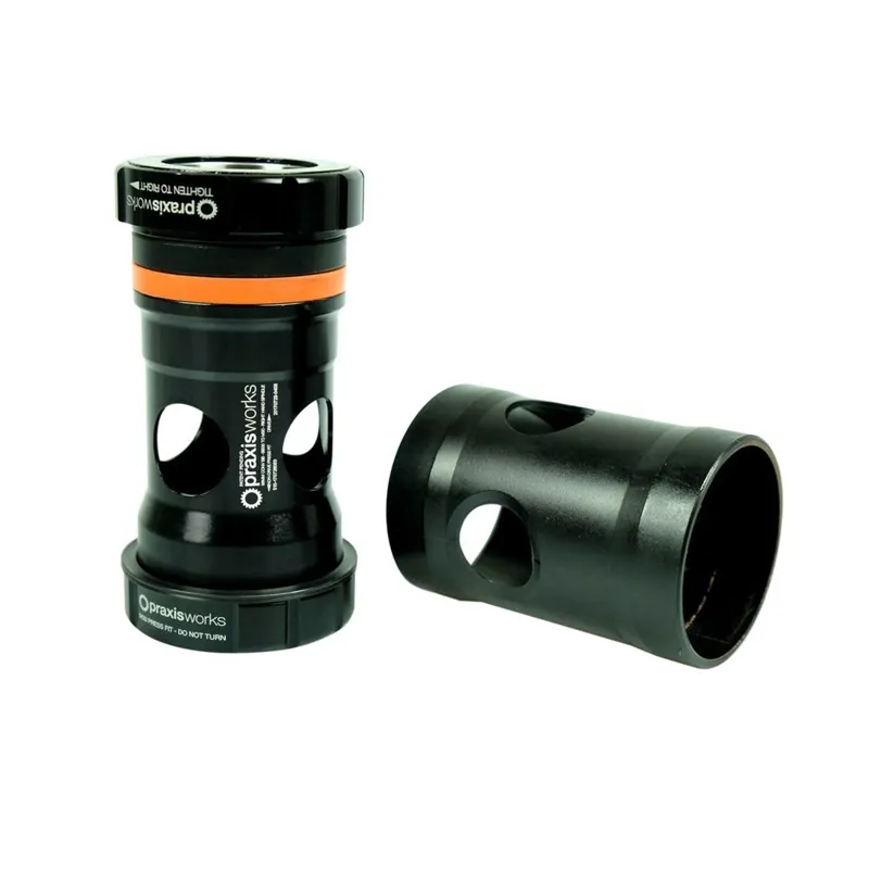 Praxis Works M30 Bottom Bracket in Black-2