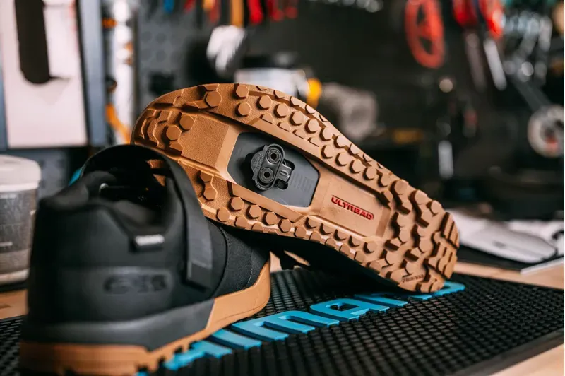 Shimano MT001 SPD Multi Entry Cleat -1