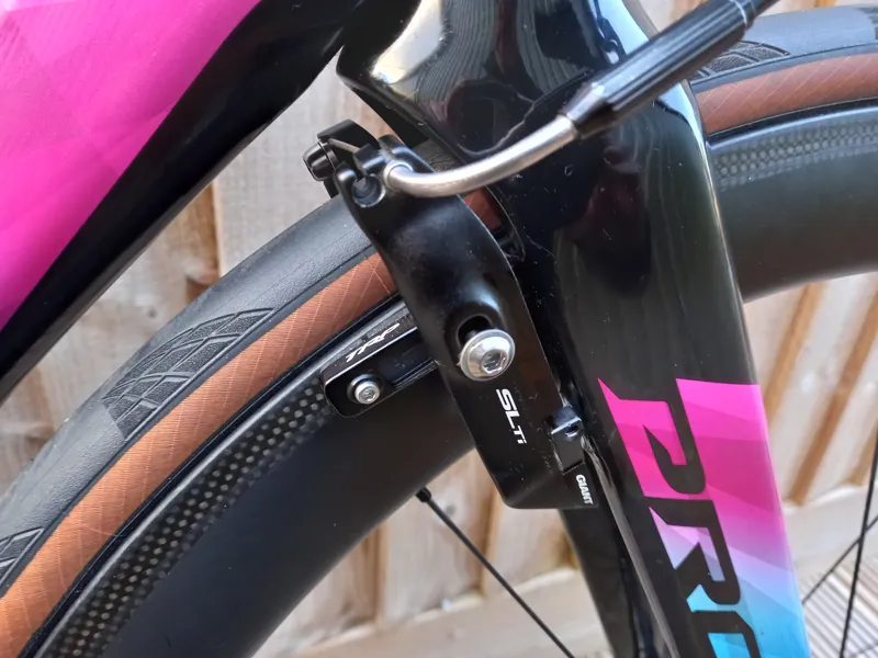 Preloved Giant Propel Advanced SL Carbon Road bike Size Medium-6