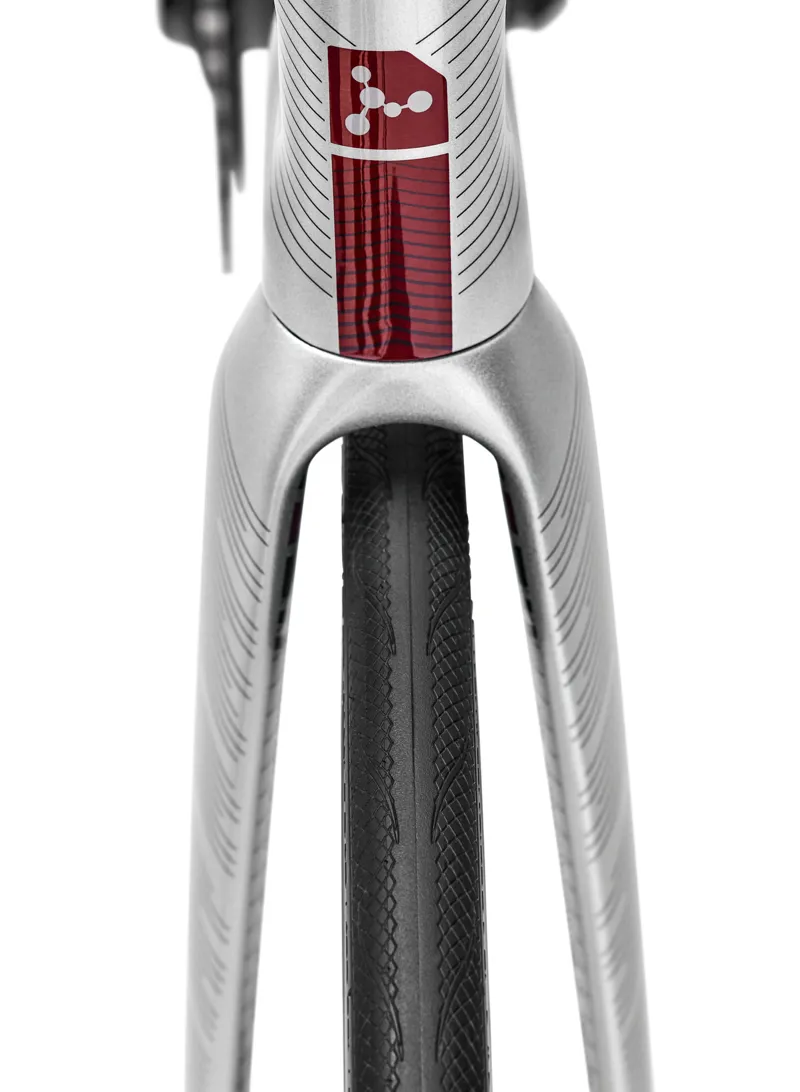 Argon 18 Sum Carbon Road Bike Sram Rival eTap AXS-5