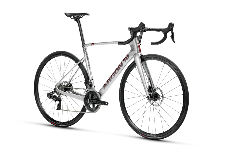 Argon 18 Sum Carbon Road Bike Sram Rival eTap AXS-1