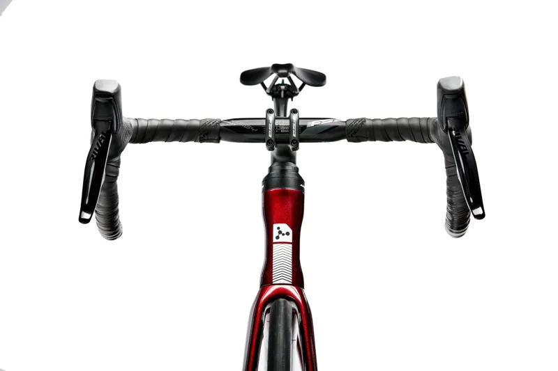 Argon 18 Sum Carbon Road Bike Sram Rival eTap AXS-9