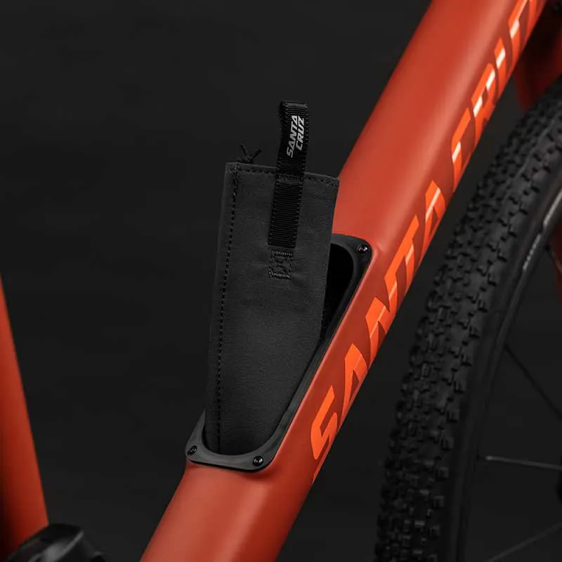 Santa Cruz Stigmata Carbon CC 2024 Gravel Bike - Rival AXS 1X in Brick Red-2